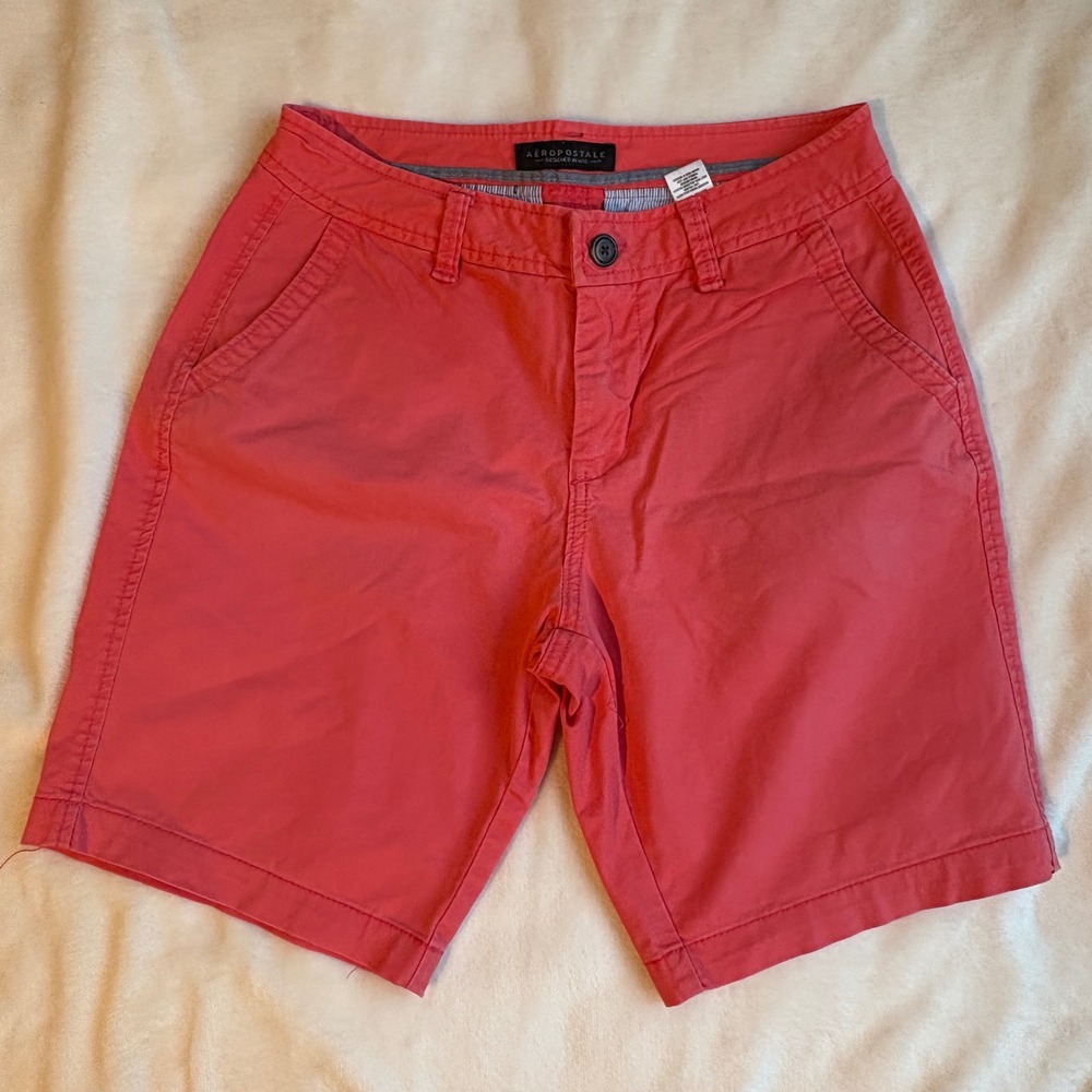 Aeropostale Mens Chino Shorts Coral Pink Size 27 Flat Front Cotton Blend Stretch